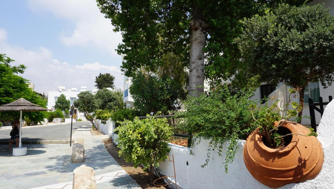 Paphos Gardens, Near Beach Exterior photo